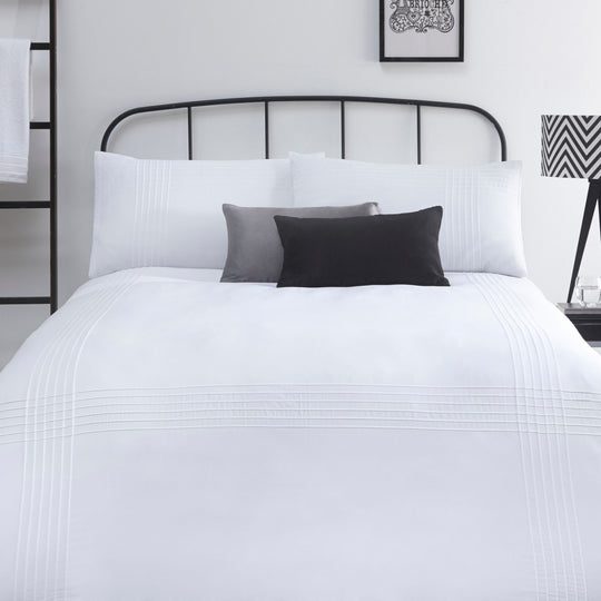Amalfi Duvet Cover Set in White