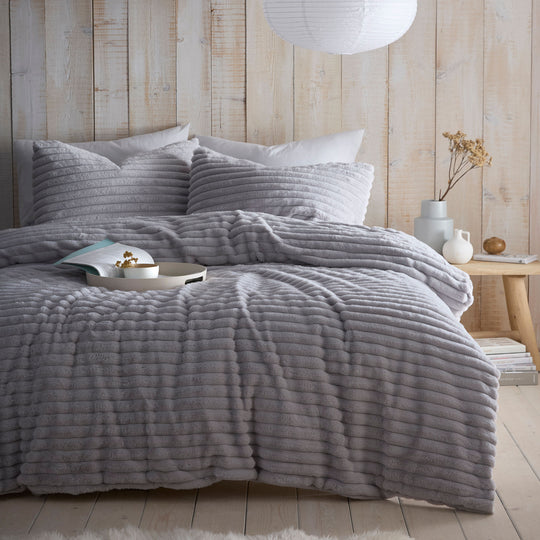 Morritz Duvet Cover Set in Grey