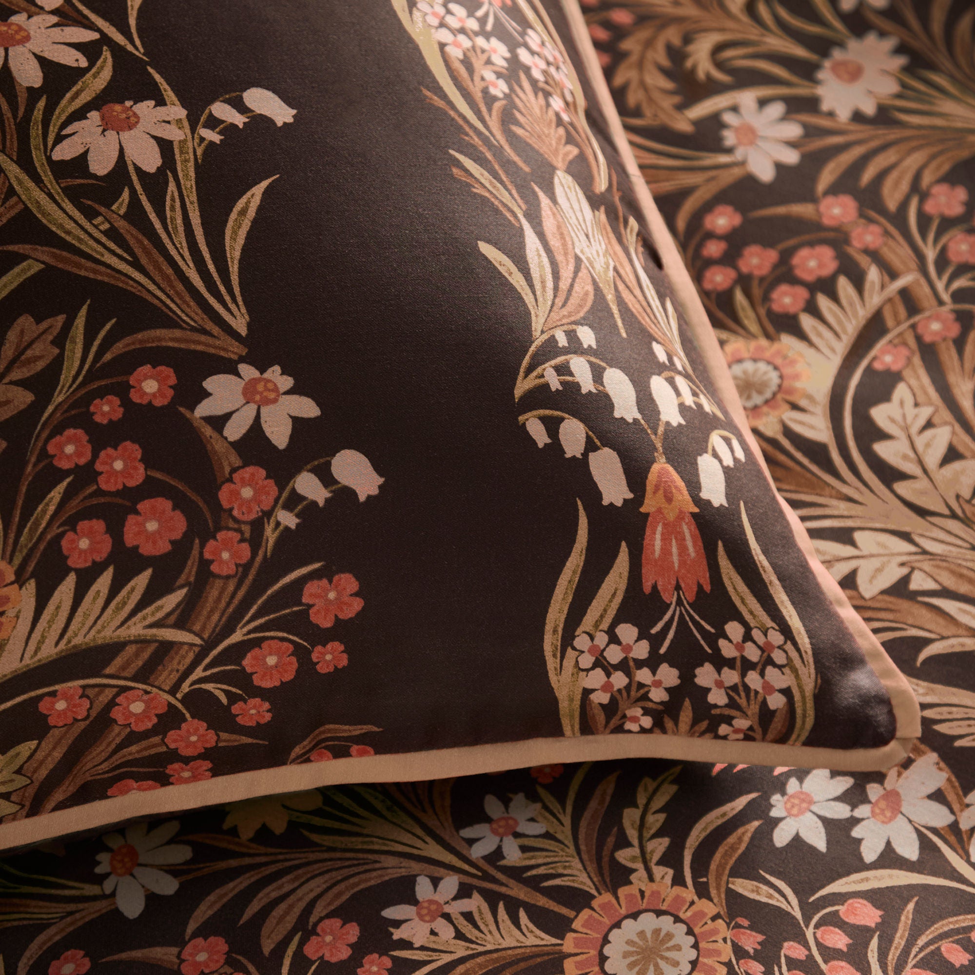 Audrey Duvet Cover Set in Spice