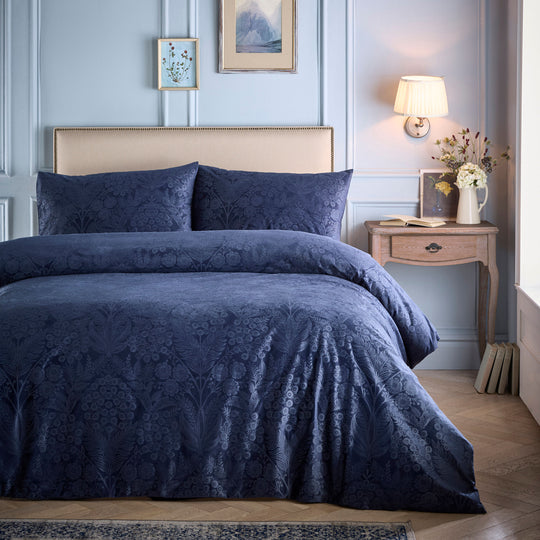 Berkley Duvet Cover Set in Navy