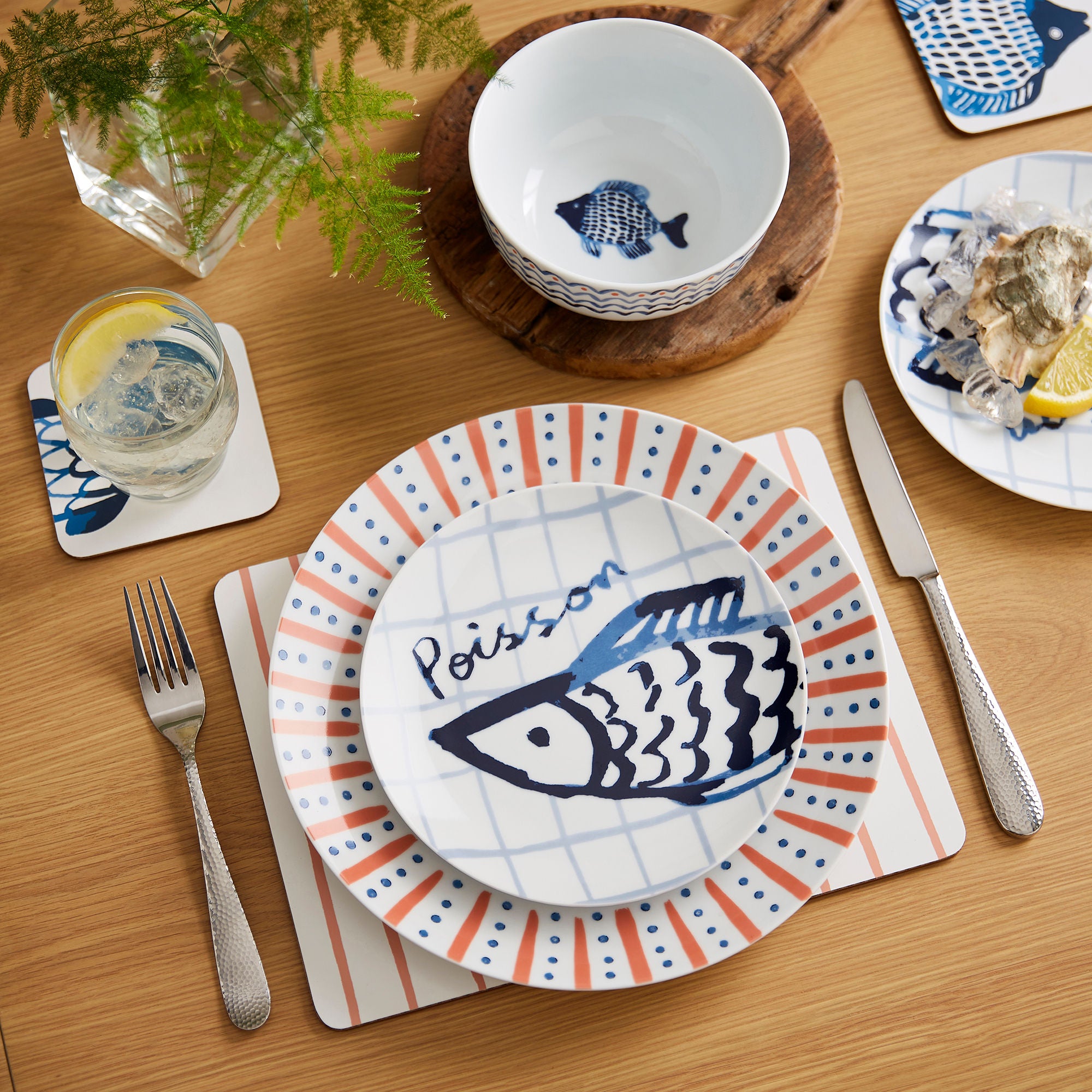 Ulster Weavers Catch of the Day Dinner Plate - Porcelain One Size in Multi - Plates - Ulster Weavers