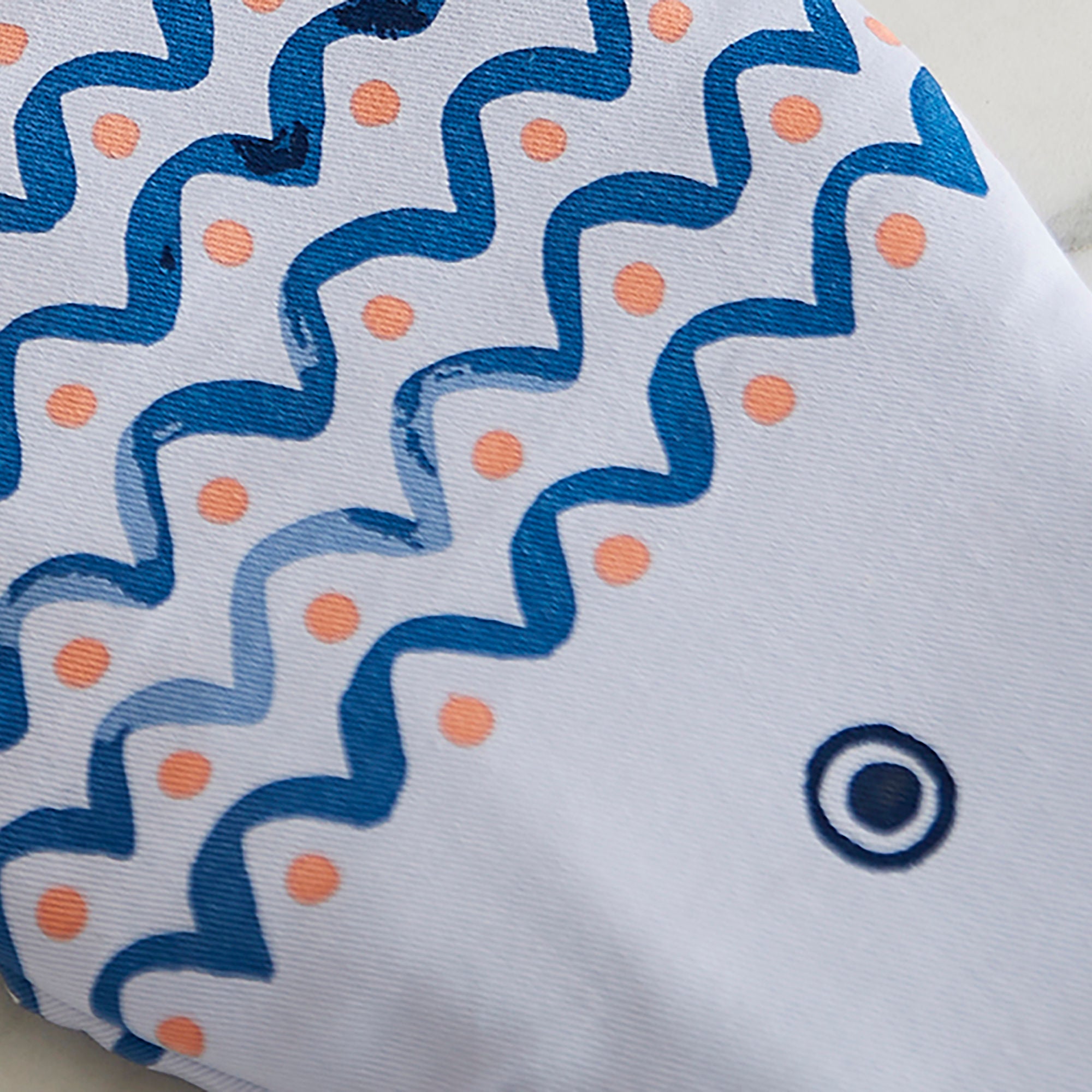 Ulster Weavers Catch of the Day Gauntlet Oven Glove One Size in Multi - Gauntlet Oven Glove - Ulster Weavers