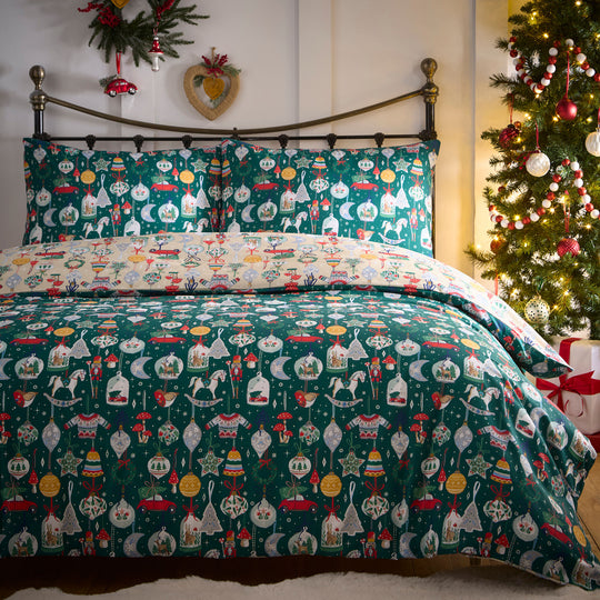 Christmas Ornaments Duvet Cover Set in Green