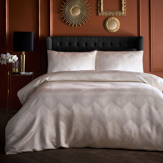 Cocktail Duvet Cover Set in Ivory