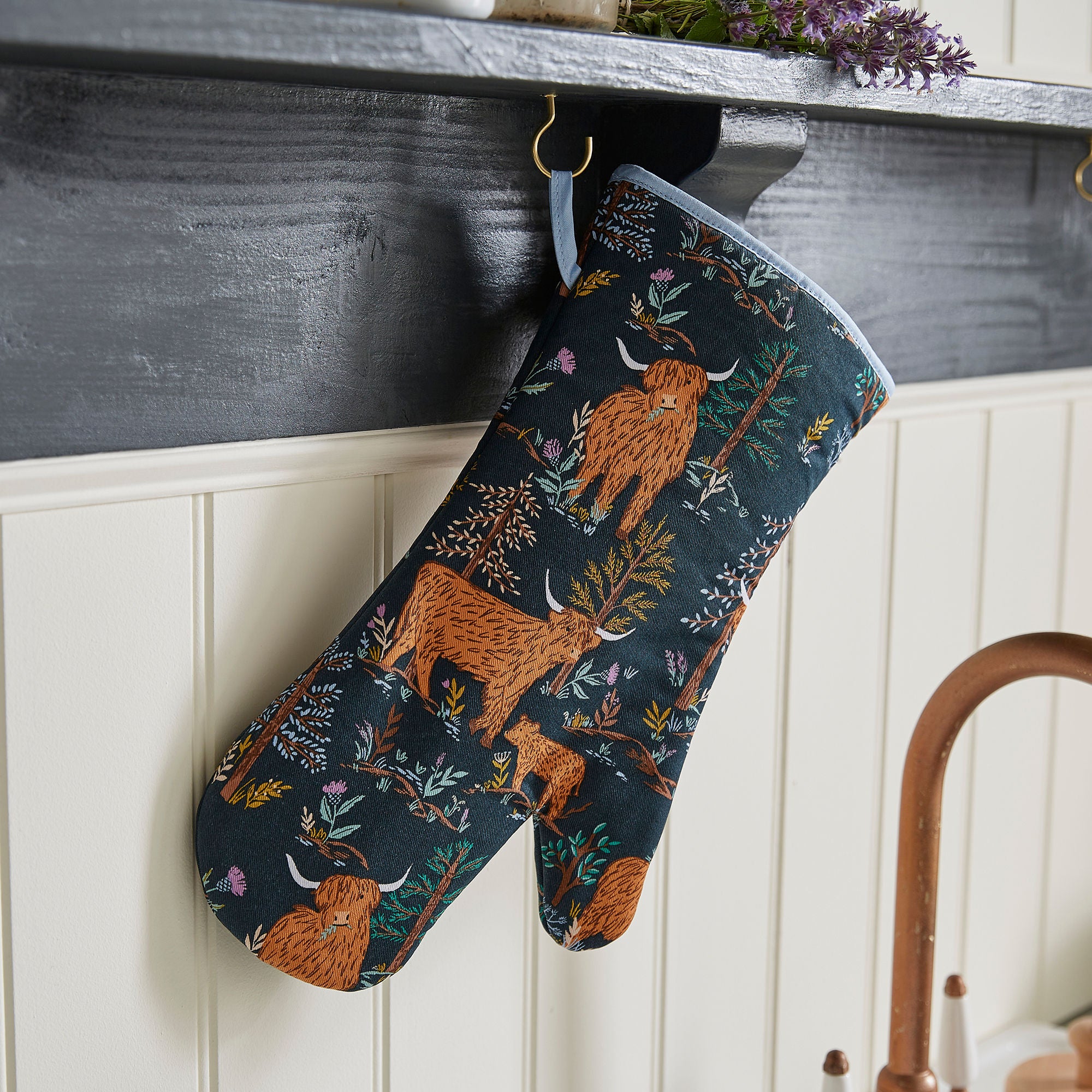 Ulster Weavers Connie the Cow Gauntlet Oven Glove One Size in Navy - Gauntlet Oven Glove - Ulster Weavers