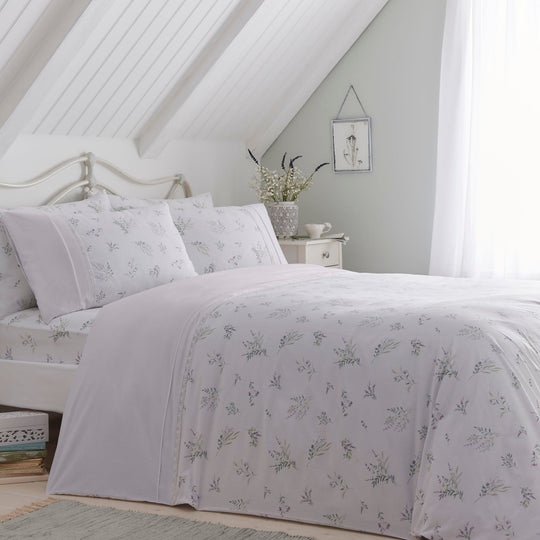Chloe Duvet Cover Set in Lilac