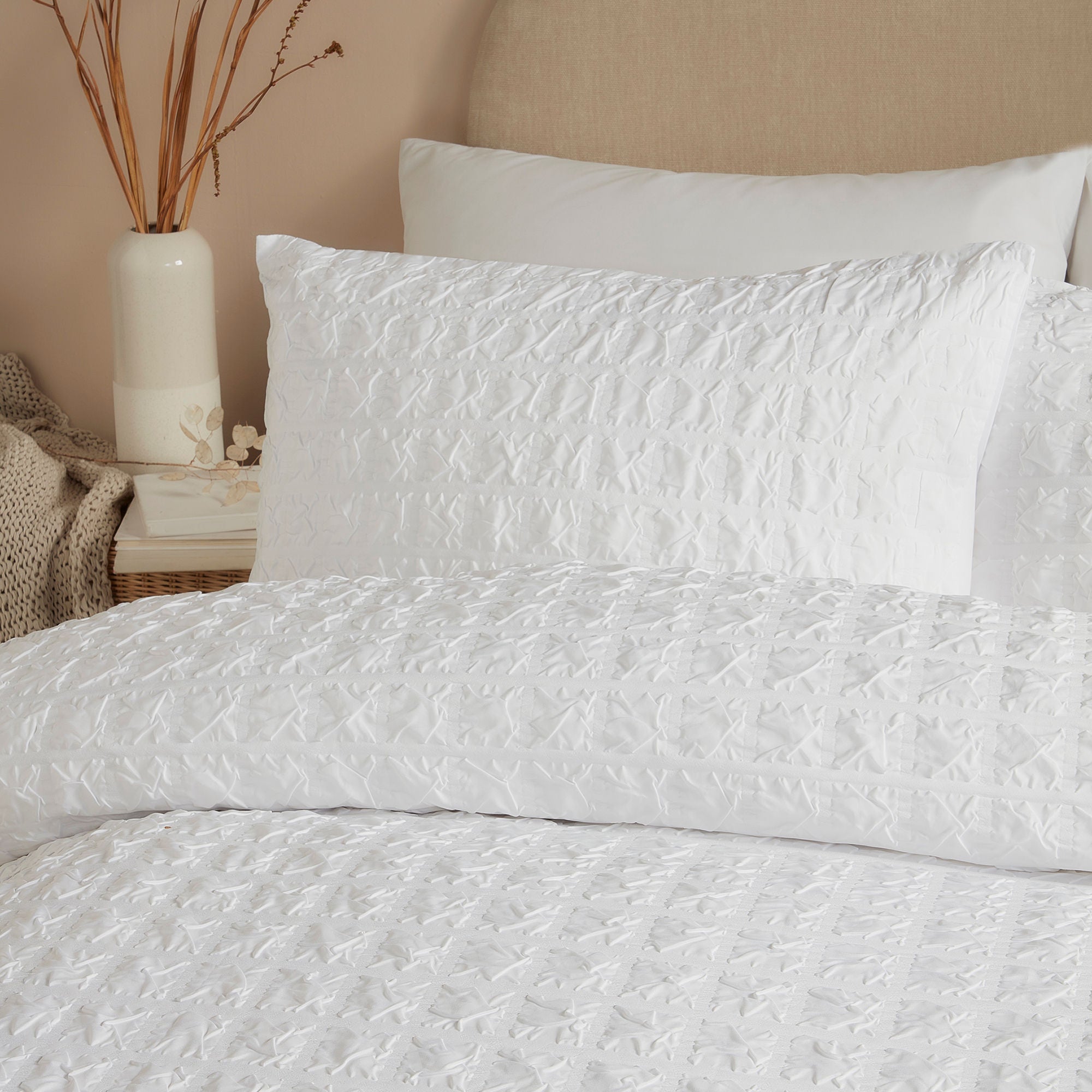Embossed Grid Duvet Cover Set in White - Duvet Cover Set - Serene