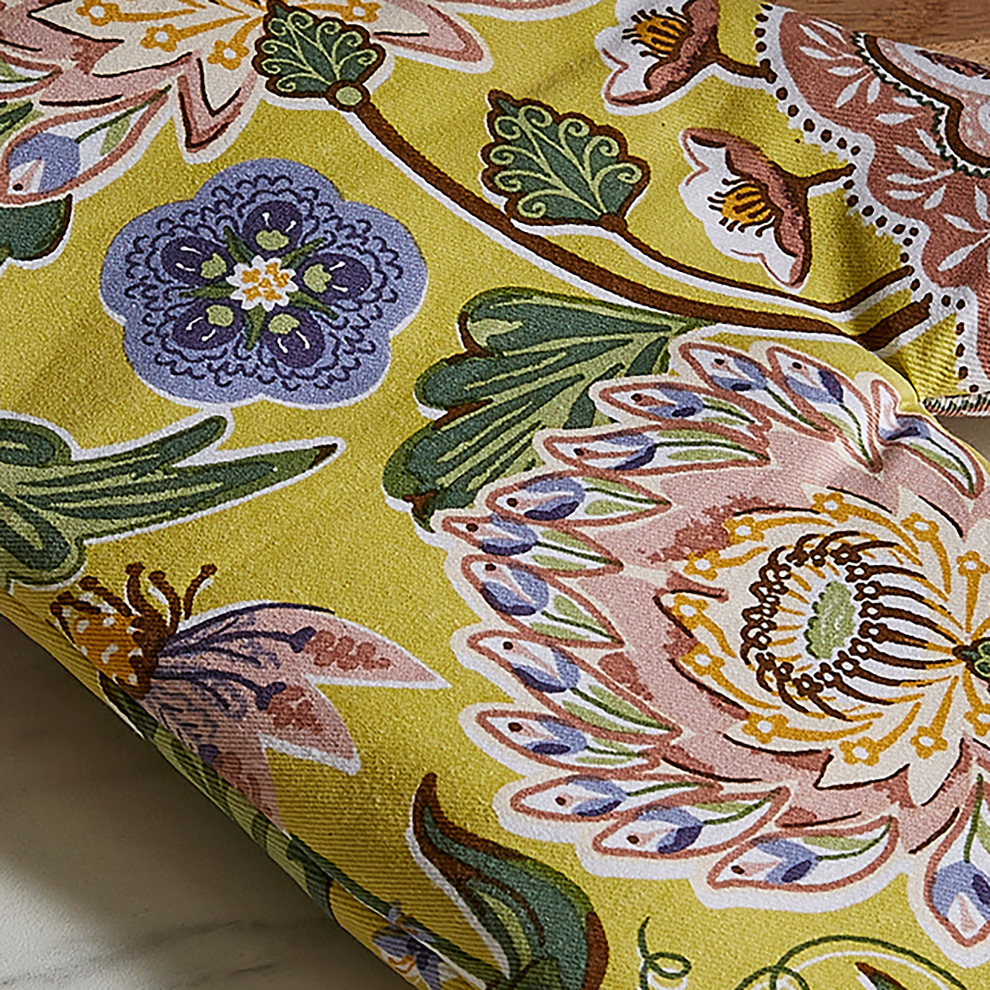 Ulster Weavers Emmeline Gauntlet Oven Glove One Size in Green - Gauntlet Oven Glove - Ulster Weavers