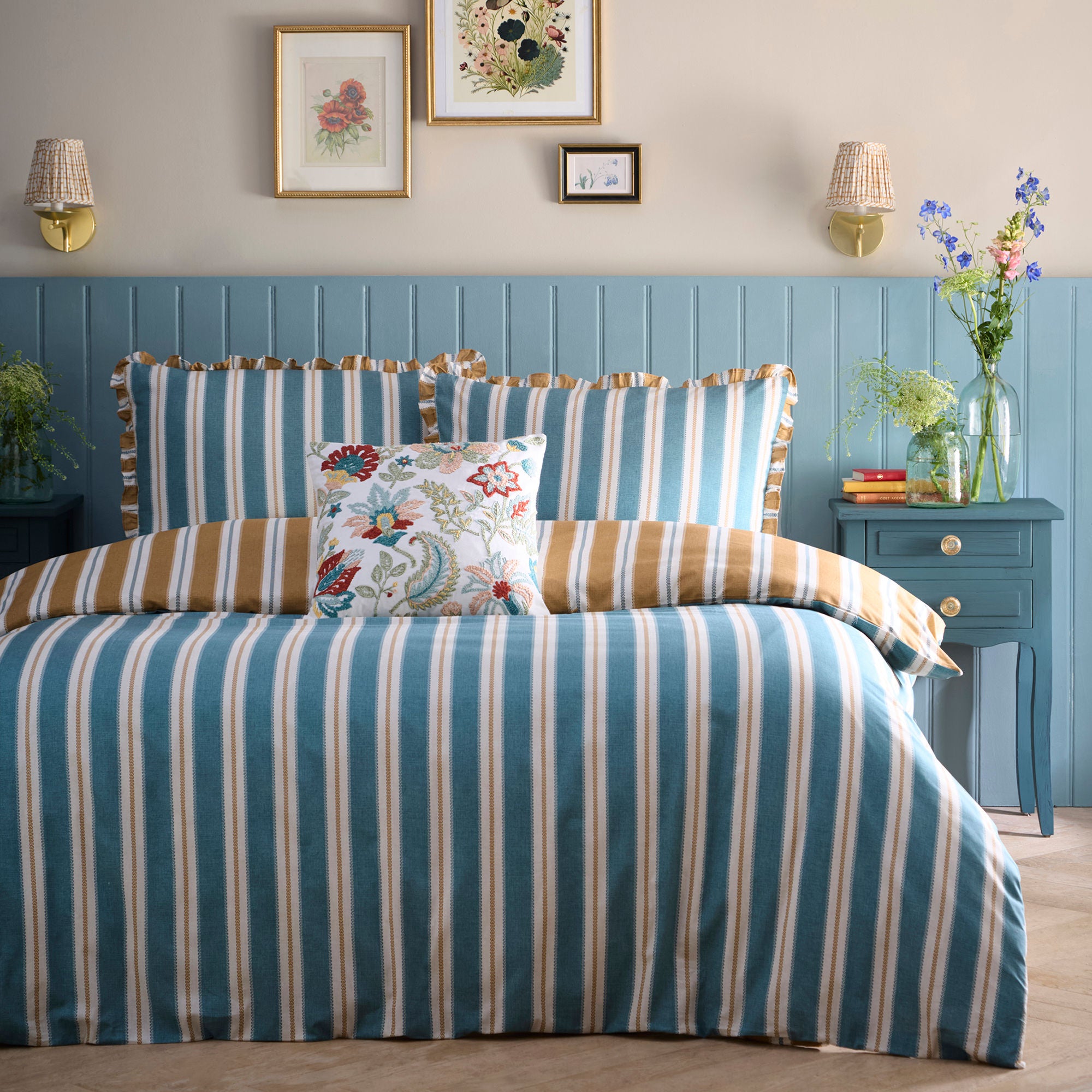 Eloise Stripe Duvet Cover Set in Teal