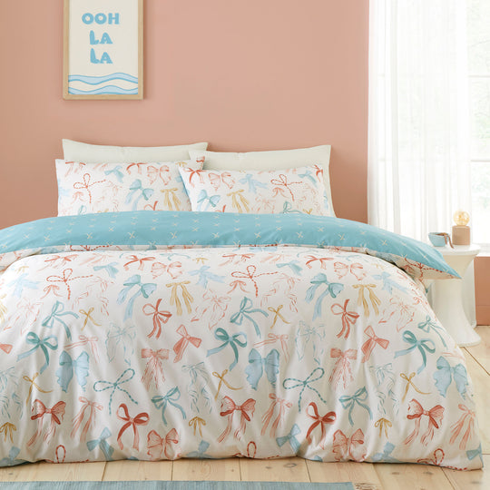 Evelyn Duvet Cover Set in Multicolour