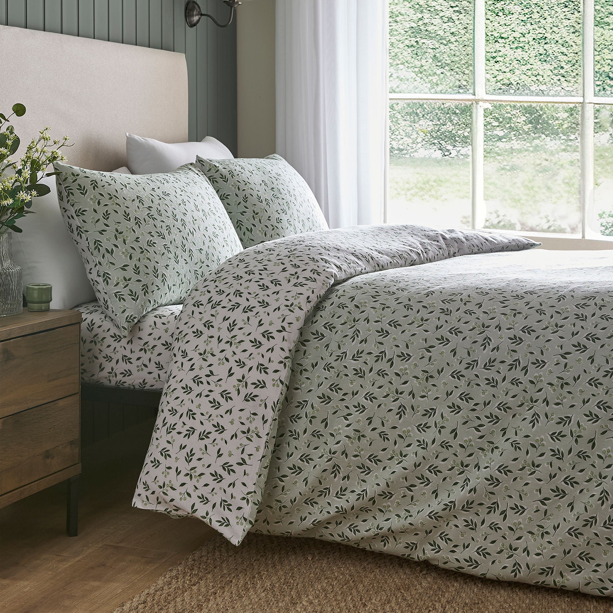 Falling Leaf 28cm Fitted Bed Sheet in White - 28cm Fitted Bed Sheet - D & D Lodge