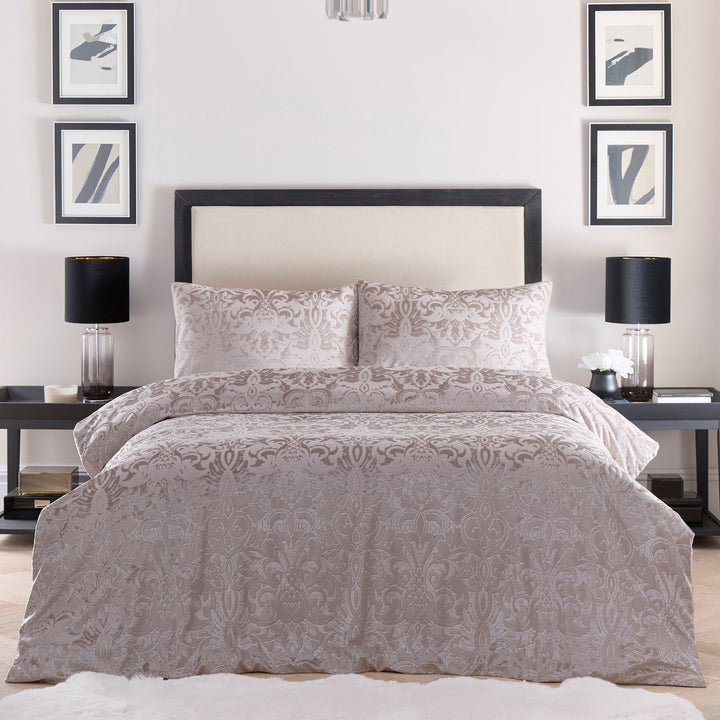 Firenza Duvet Cover Set by Laurence Llewelyn-Bowen in Linen