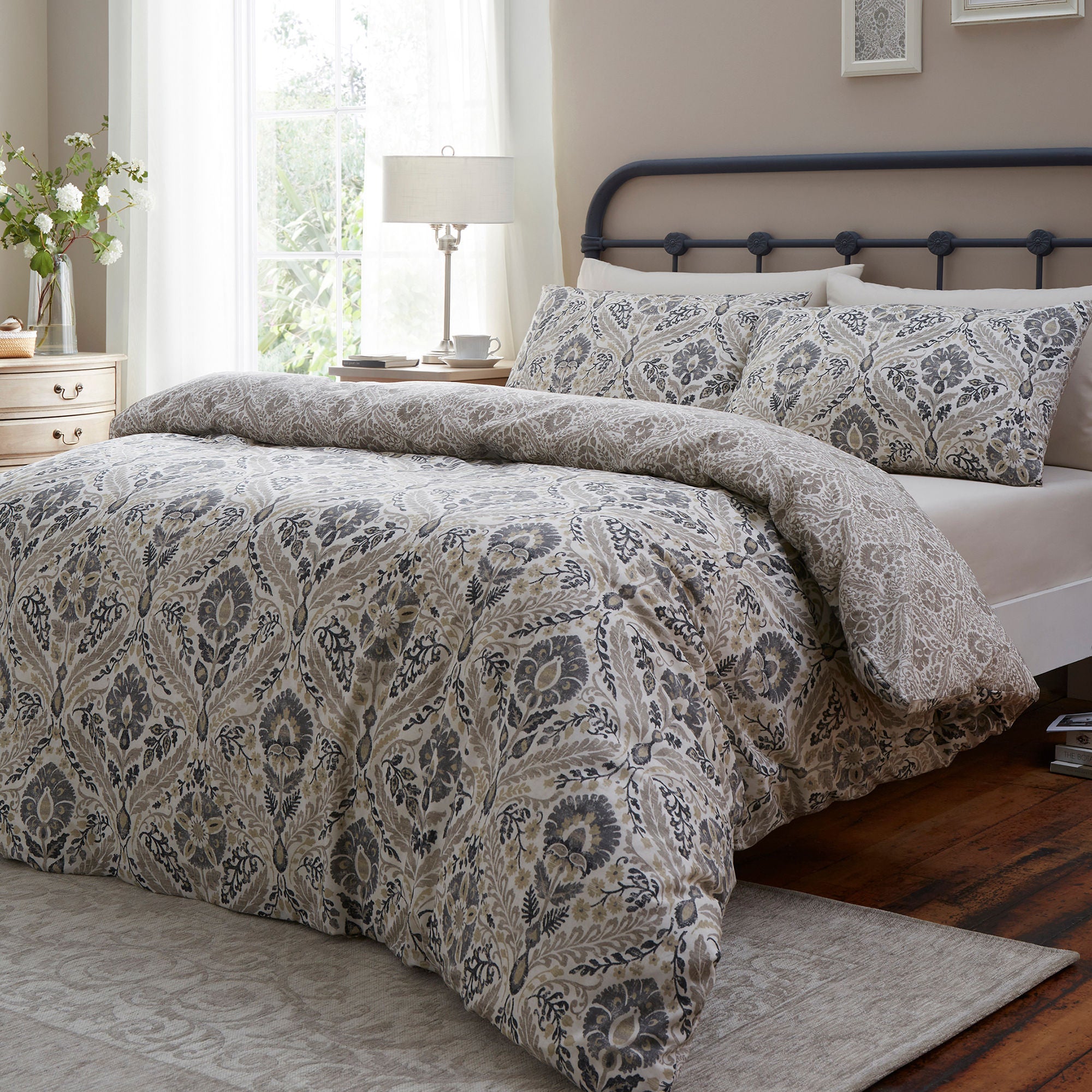 Harriet Duvet Cover Set in Natural - Duvet Cover Set - Dreams & Drapes