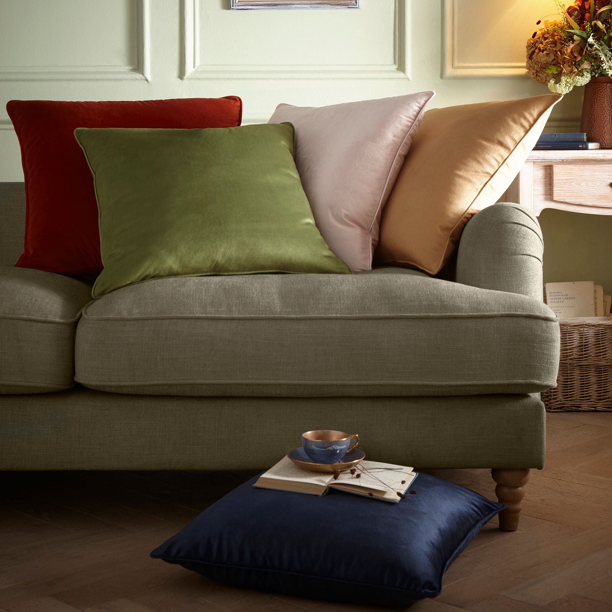 Harlan Cushion in Pink 55 x 55cm