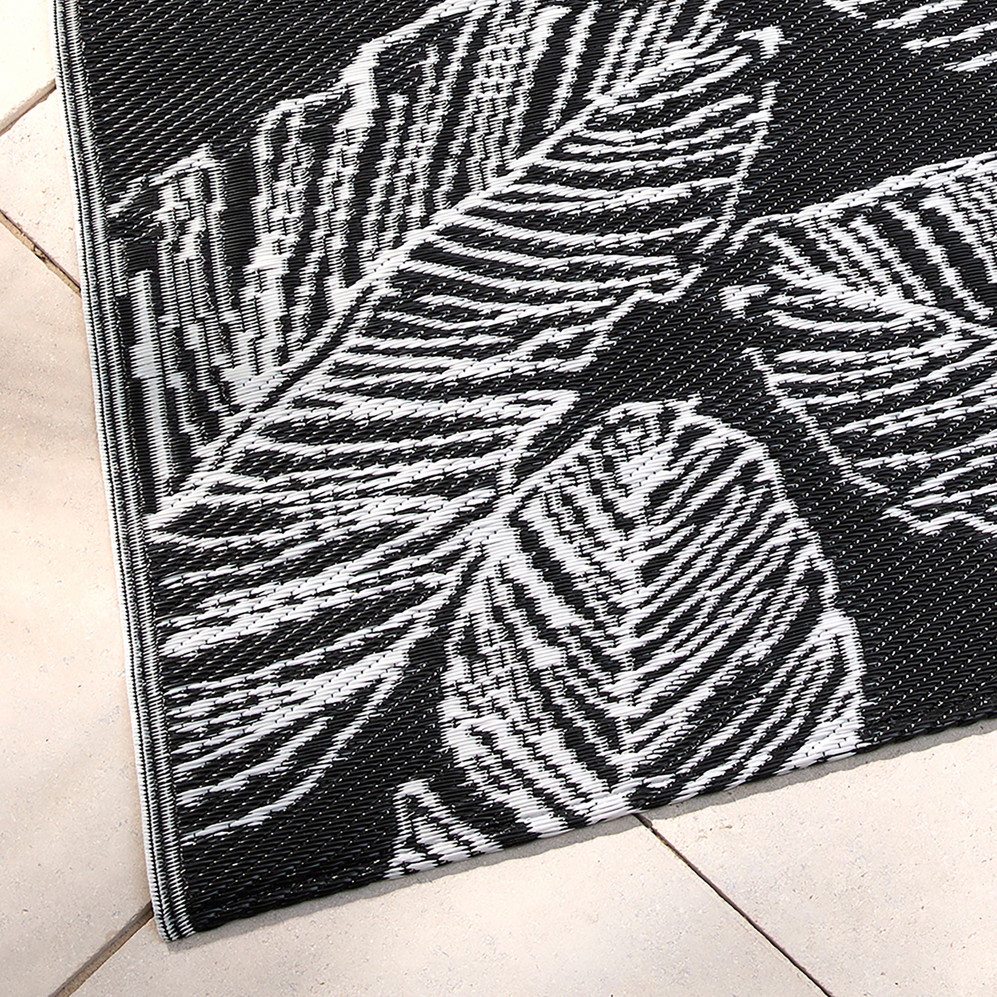 Matteo Outdoor Rug by Fusion in Black 120 x 170cm - Outdoor Rug - Fusion