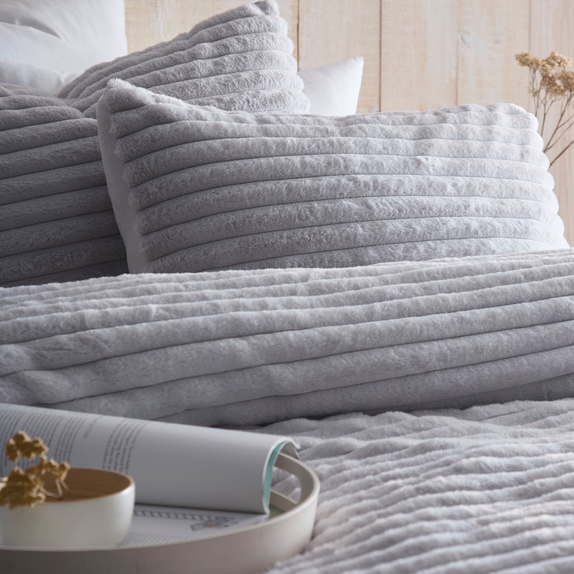 Morritz Duvet Cover Set in Grey