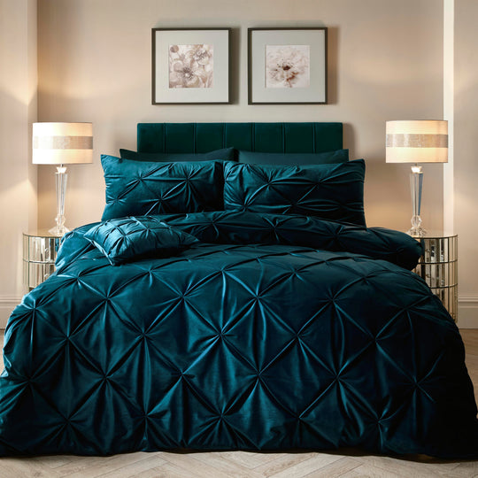 Mira Duvet Cover Set in Teal