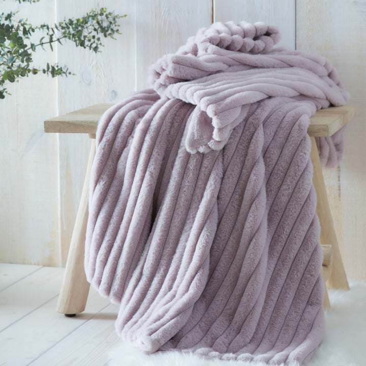 Morritz Throw by Appletree Hygge in Mauve 130 x 180cm - Throw - Appletree Hygge