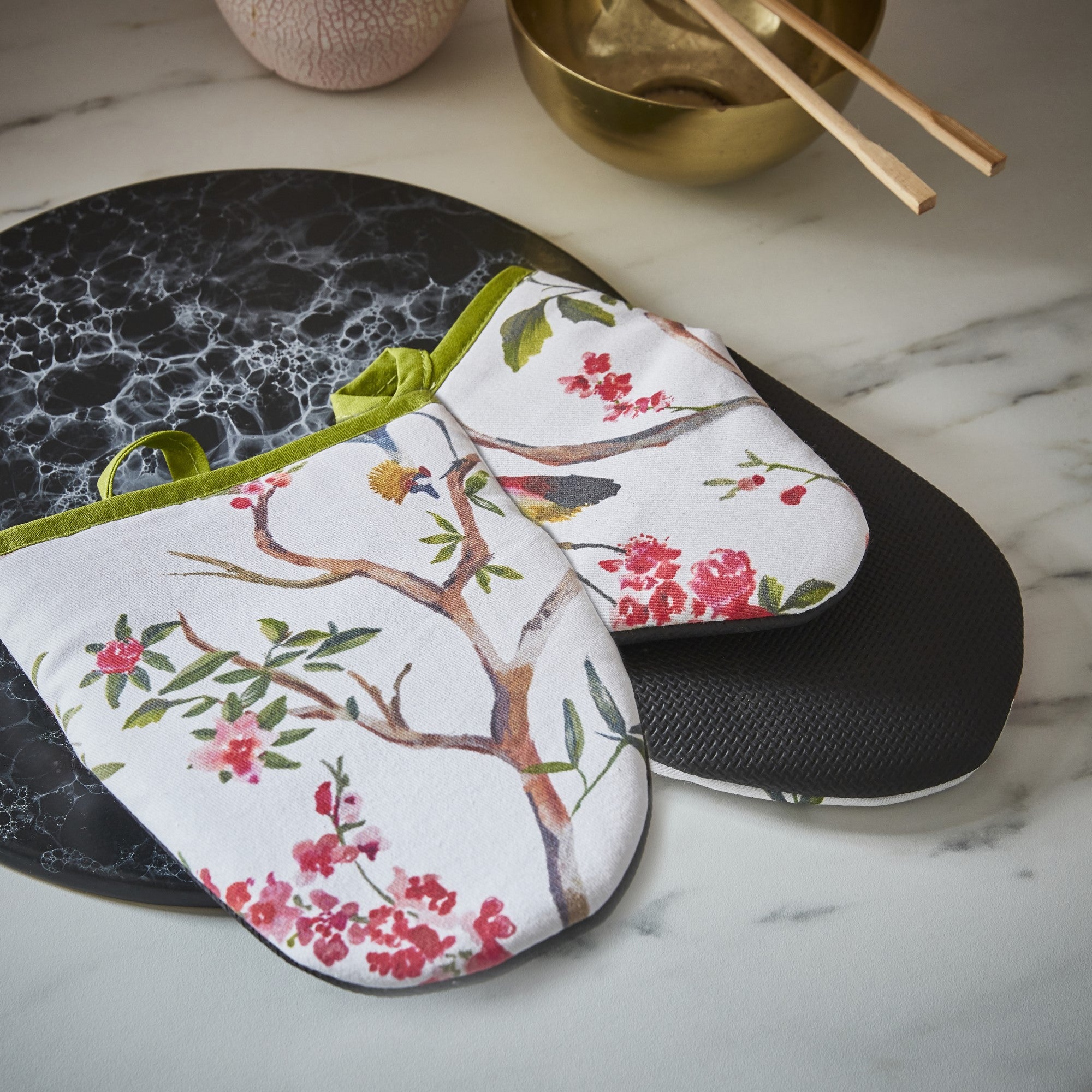 Ulster Weavers Microwave Mitts - Oriental Birds (100% Cotton Outer with Neoprene Sleeve) - Micro Mitts - Ulster Weavers