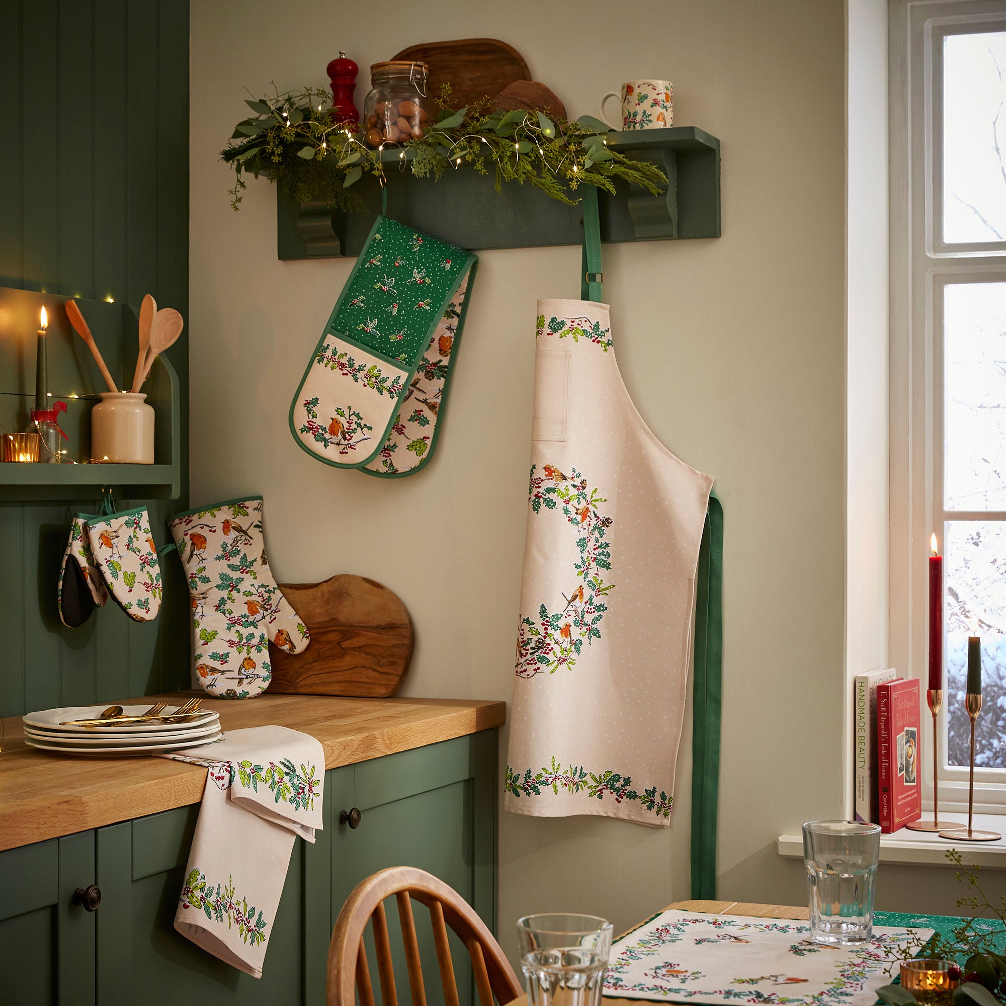 Christmas Robins Foldable Tote Bag Medium in Green - Bag - Ulster Weavers