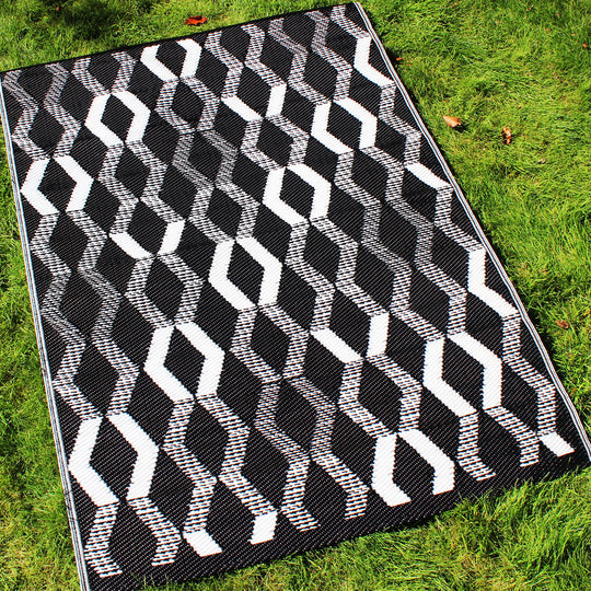 Rico Outdoor Rug in Black 120 x 170cm