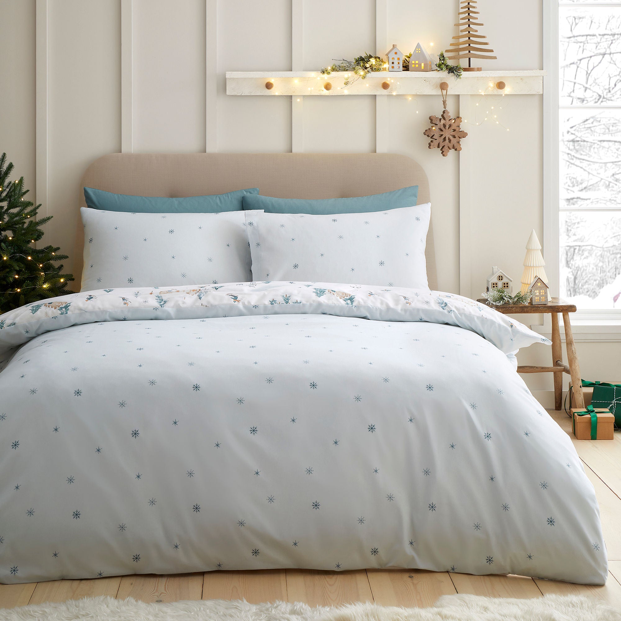 Ski Village Christmas Duvet Cover Set in Natural - Duvet Cover Set - D & D