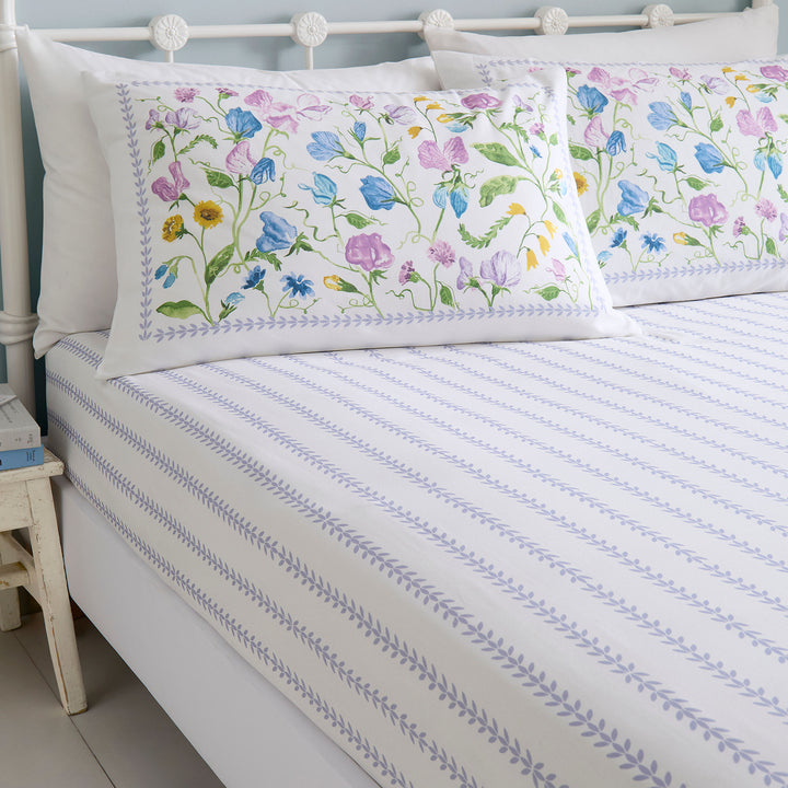 Sweetpea Floral 28cm Fitted Bed Sheet in Lilac