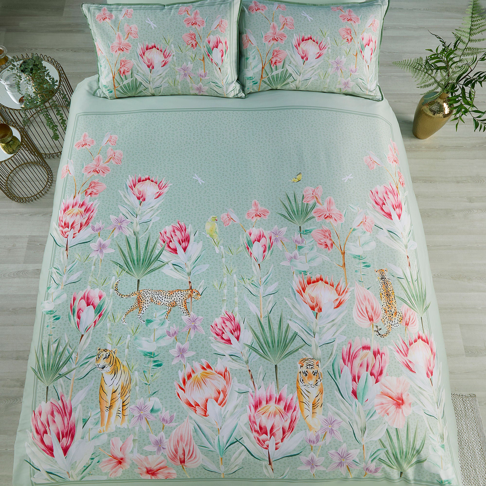 Tropical Leopard Duvet Cover Set by Soiree in Green - Duvet Cover Set - Soiree