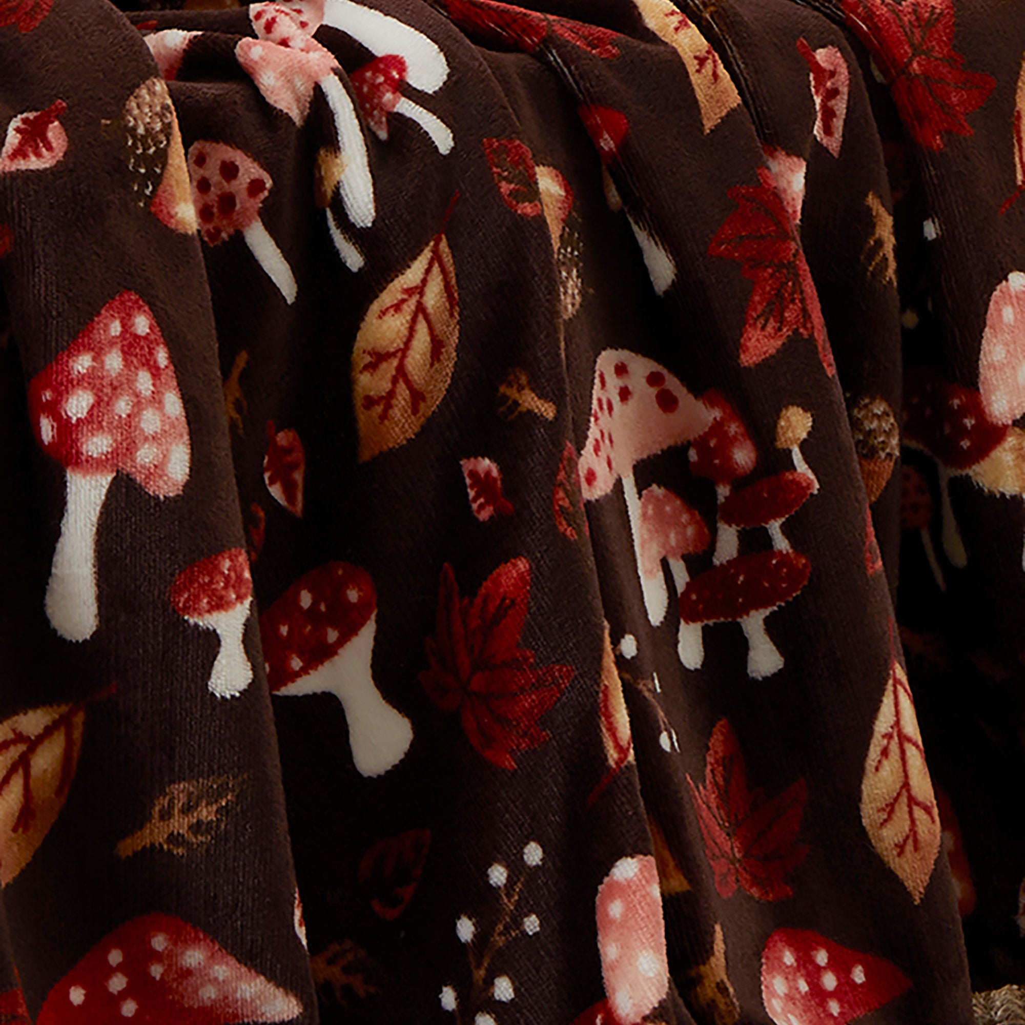 Woodland Dreams Throw in Chocolate 120 x 150cm - Throw - Fusion