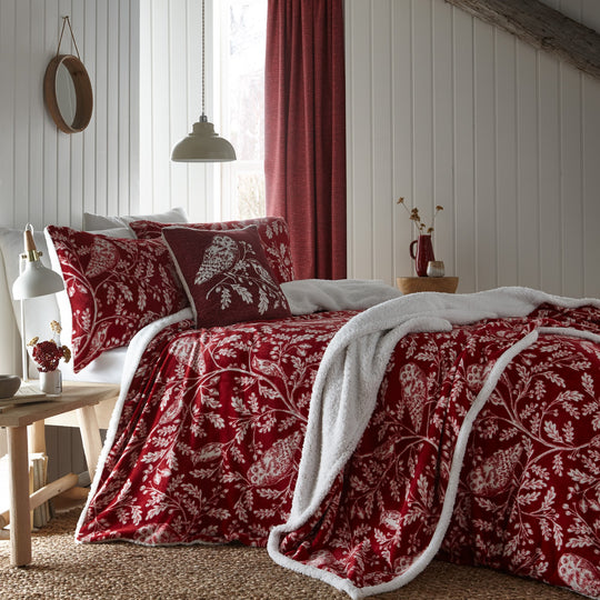 Woodland Owls Duvet Cover Set in Red