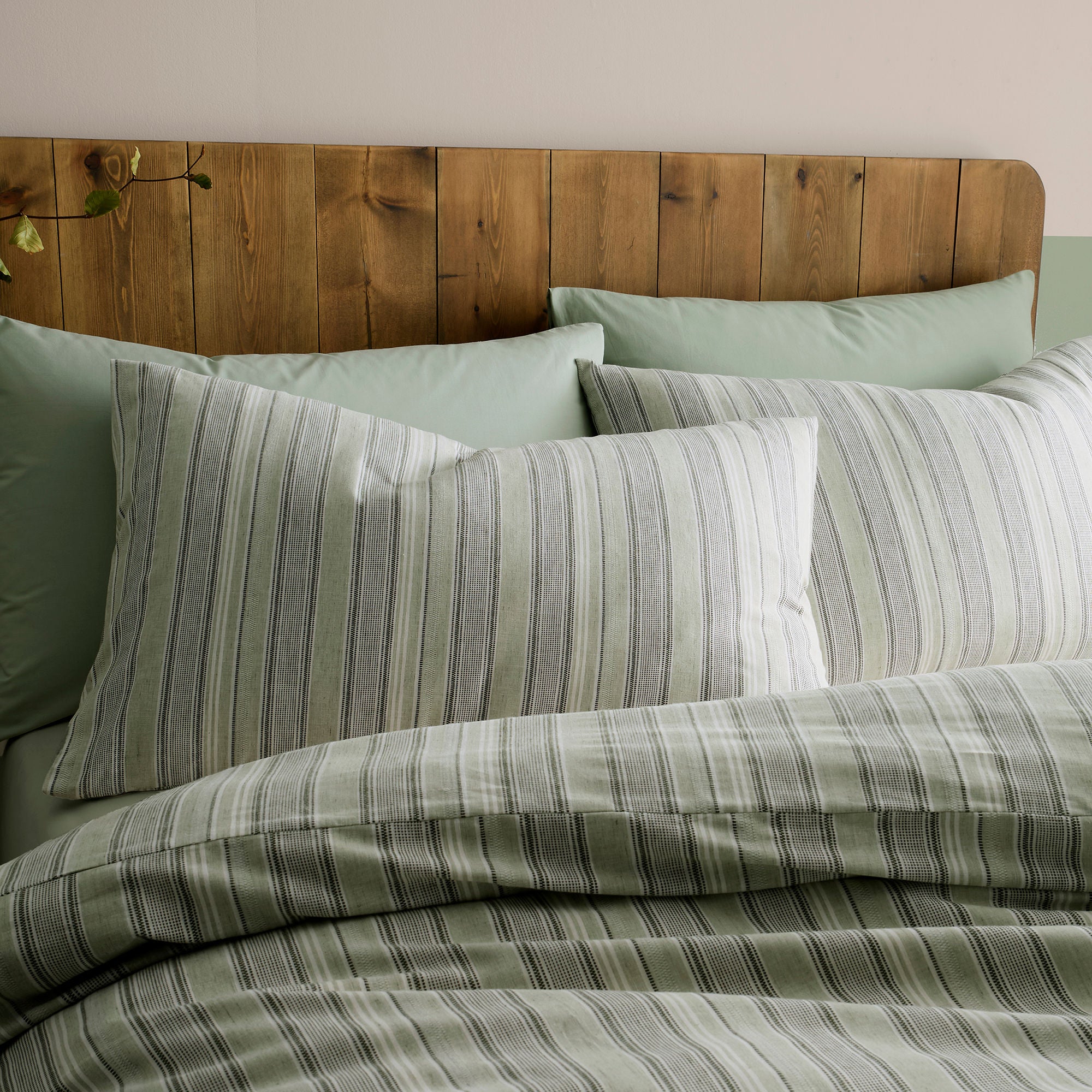 Yarn Dyed Woven Wide Stripe Duvet Cover Set in Green - Duvet Cover Set - Appletree