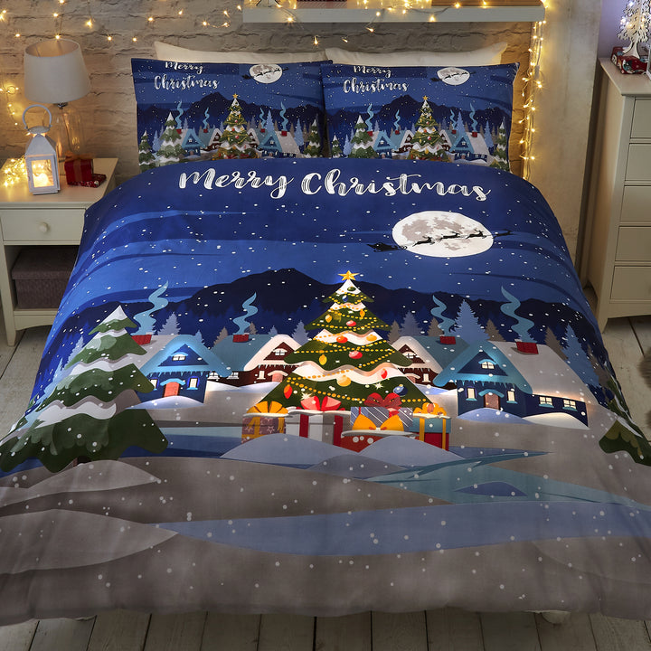 Glow In The Dark Duvet Cover Set by Bedlam Christmas in Multicolour - Duvet Cover Set - Bedlam Christmas