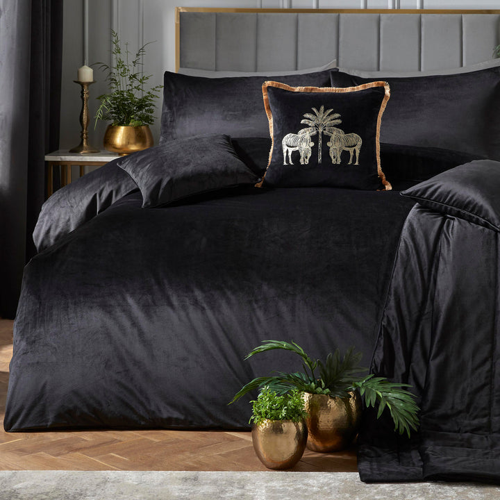 Montrose Duvet Cover Set by Laurence Llewelyn-Bowen in Black - Duvet Cover Set - Laurence Llewelyn-Bowen