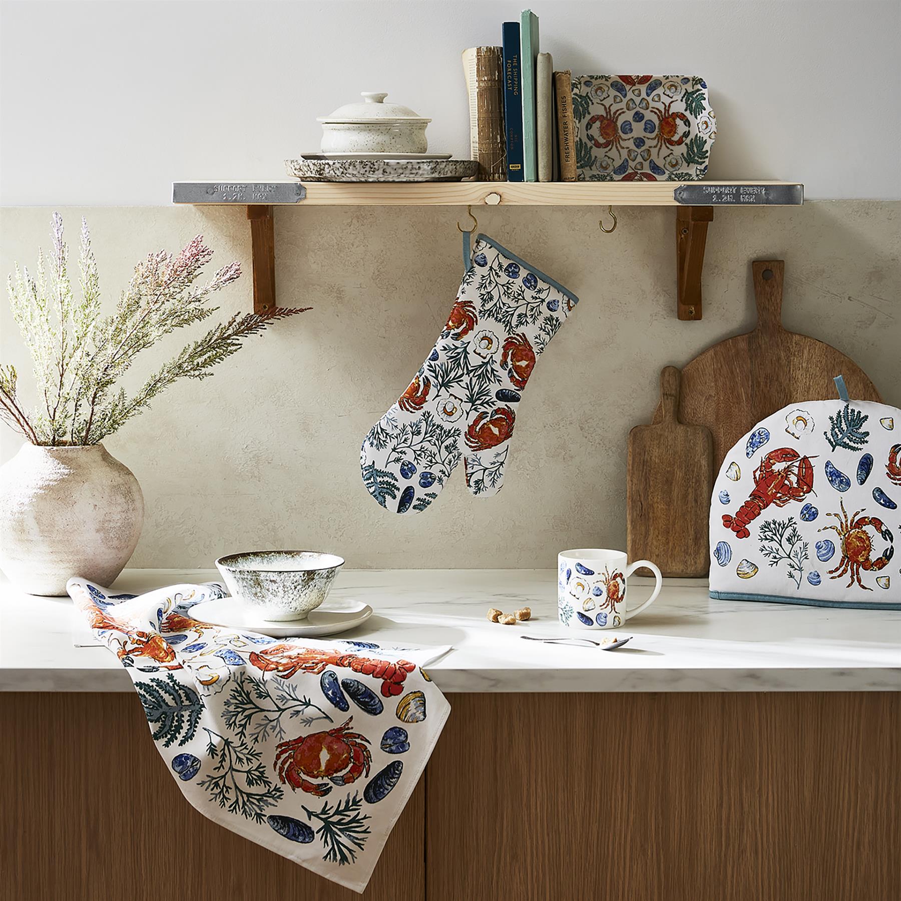 Ulster Weavers Shellfish Tray - Small One Size in Green - Tray - Ulster Weavers