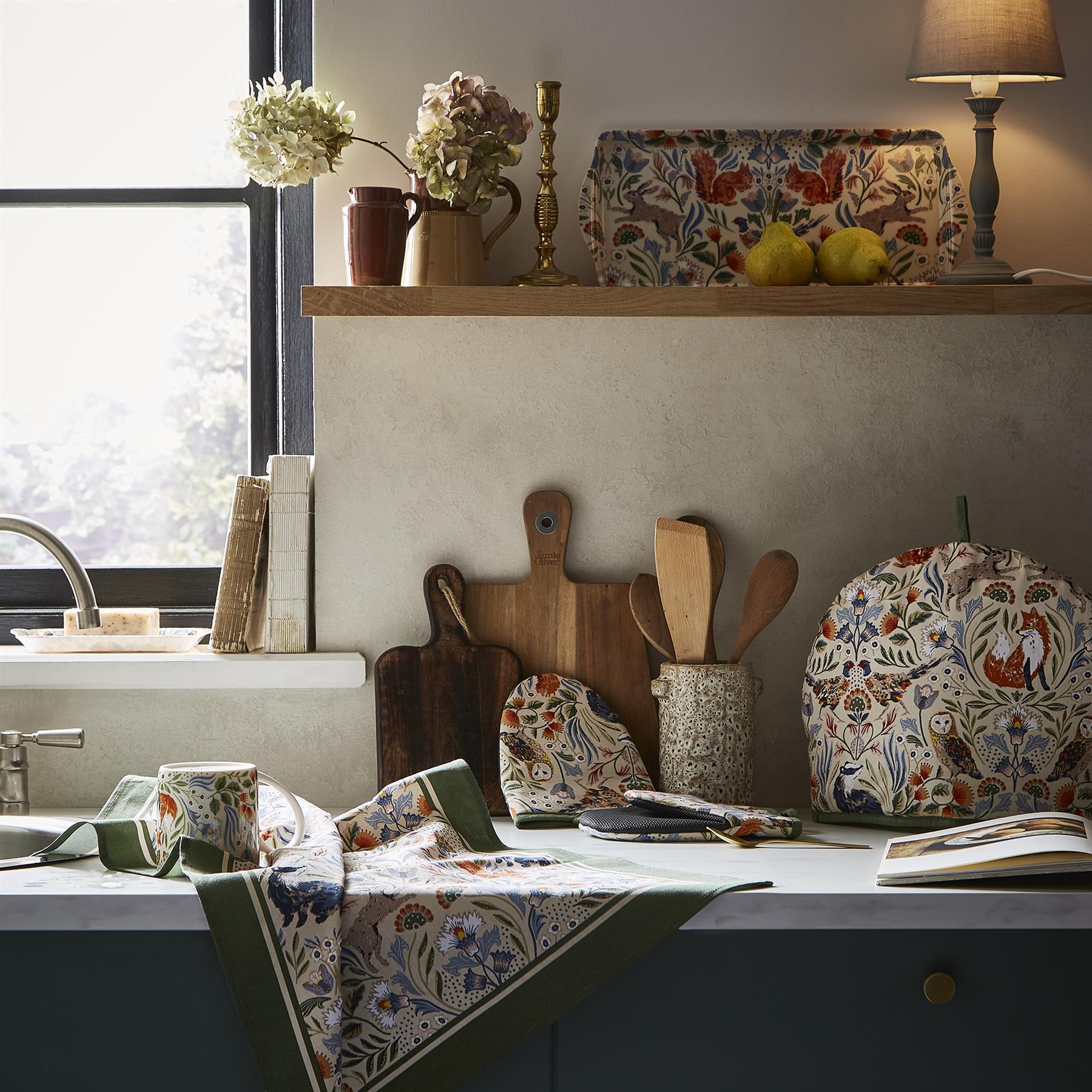 Ulster Weavers Blackthorn PVC Bag - Small in Beige - Bag - Ulster Weavers