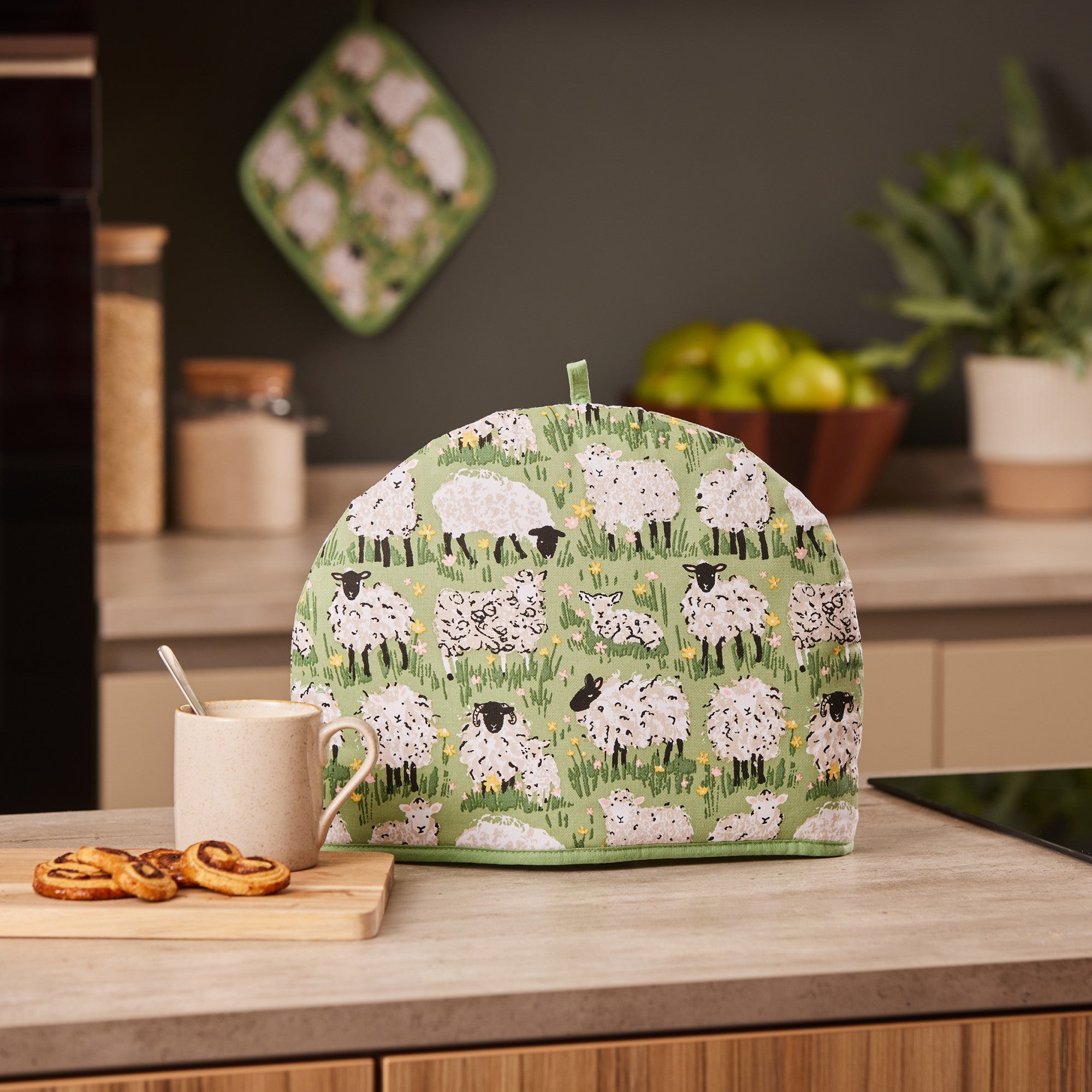 Ulster Weavers Woolly Sheep Tea Cosy One Size in Green - Tea Cosy - Ulster Weavers
