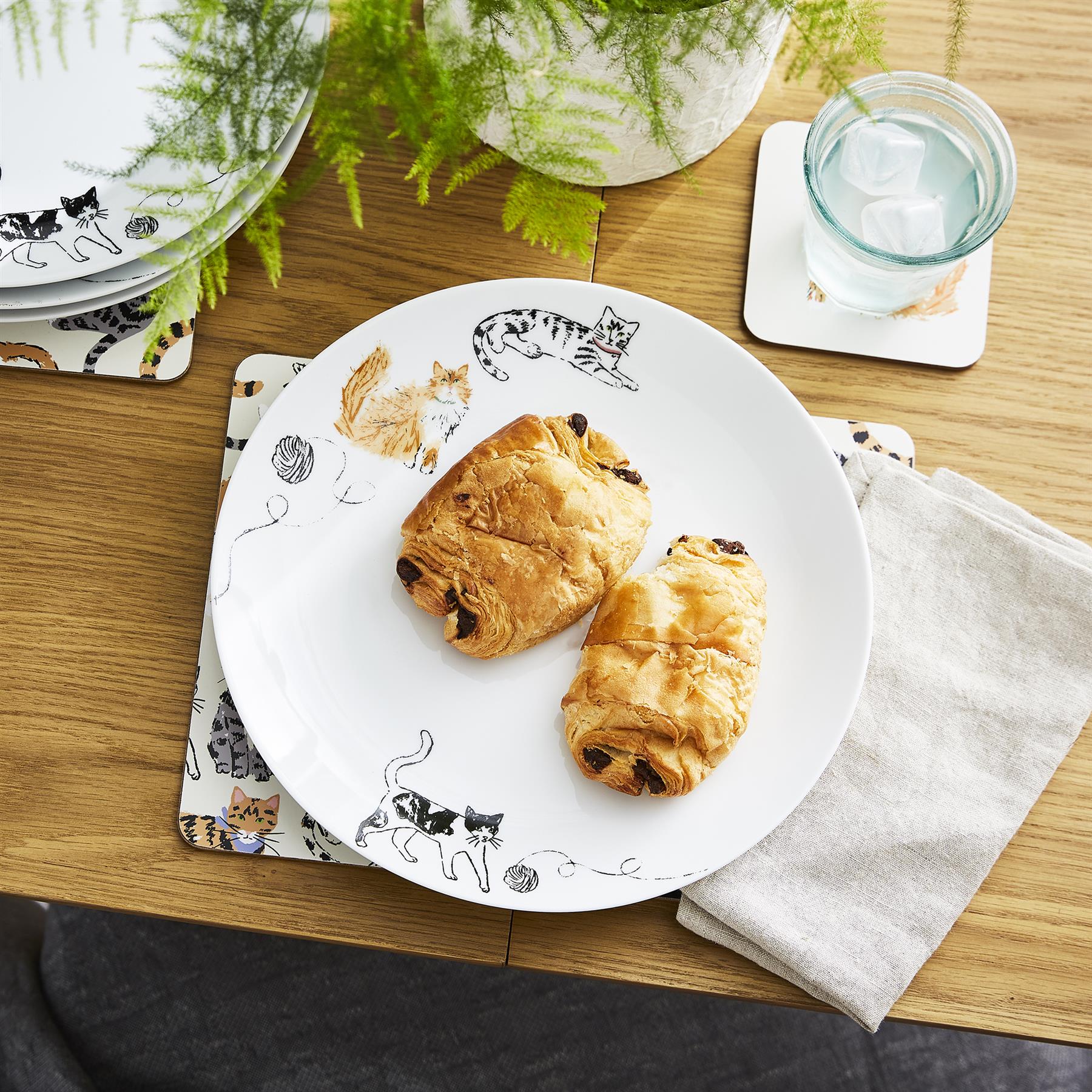 Ulster Weavers Feline Friends Placemat - 4 Pack One Size in Cream - Placemat - Ulster Weavers